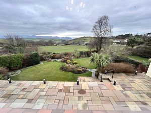 Photo 24- click for photo gallery